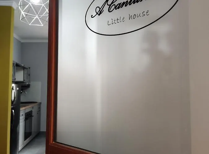 Hébergement de vacances A Cantunera Littlehouse